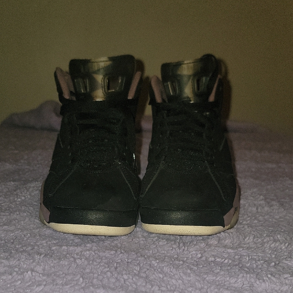 Jordan Black and Pink Women's Sneakers